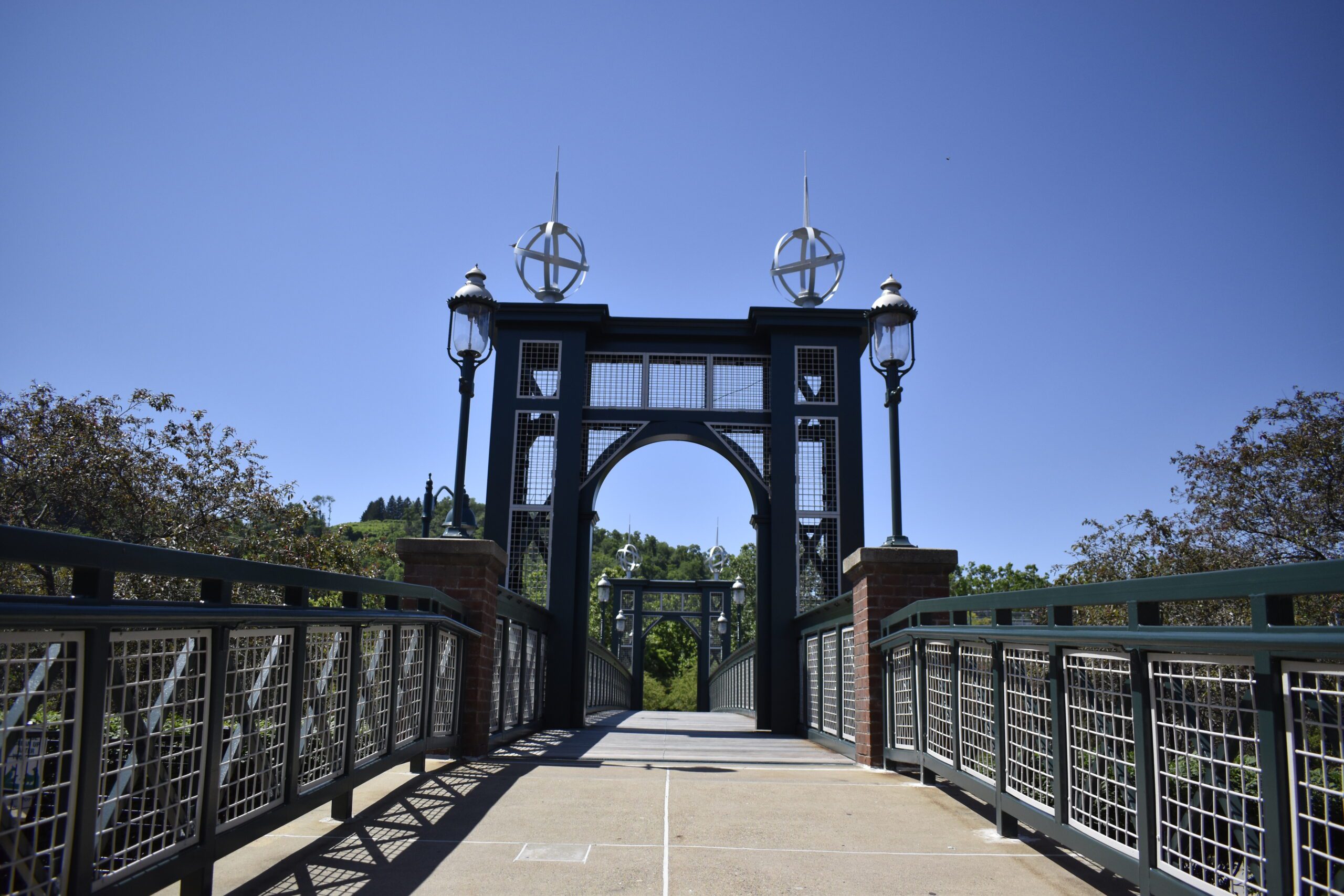 Commercial Construction for Waterfront Pedestrian Bridge in Homestead, PA